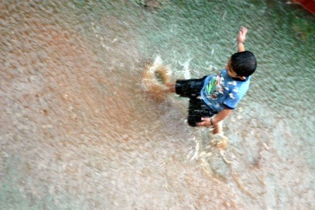 Kids: Sunshine or Rain